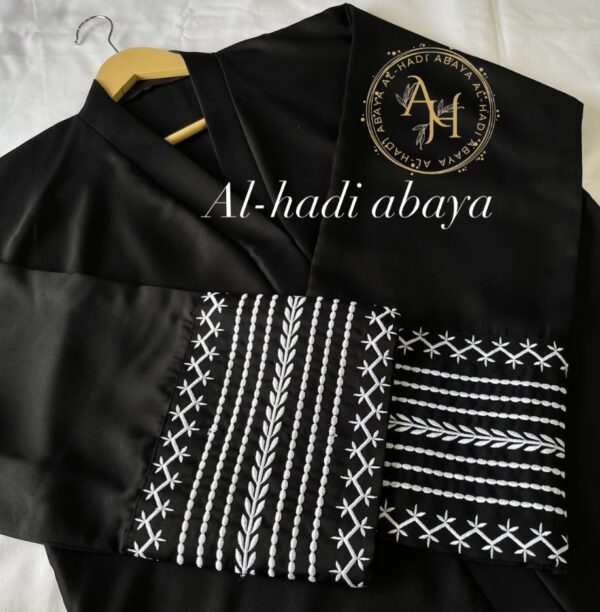 Embroidery abaya