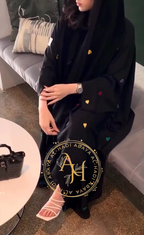 Black heart abaya