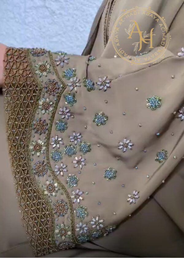 handwork sleeves abaya - Image 2