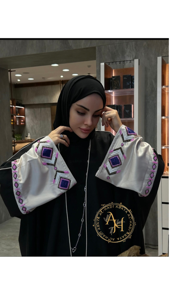 Handwork sleeves abaya