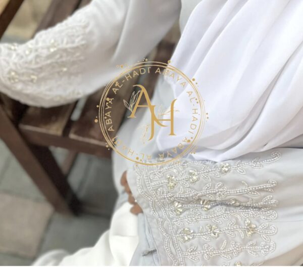 Handwork sleeves abaya