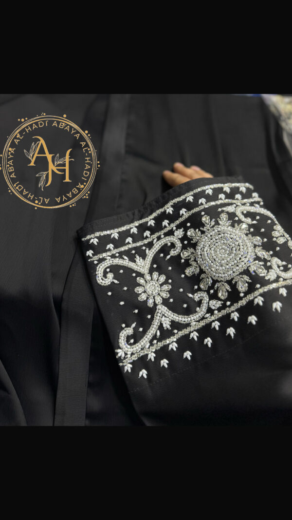 Heavy handwork sleeves abaya