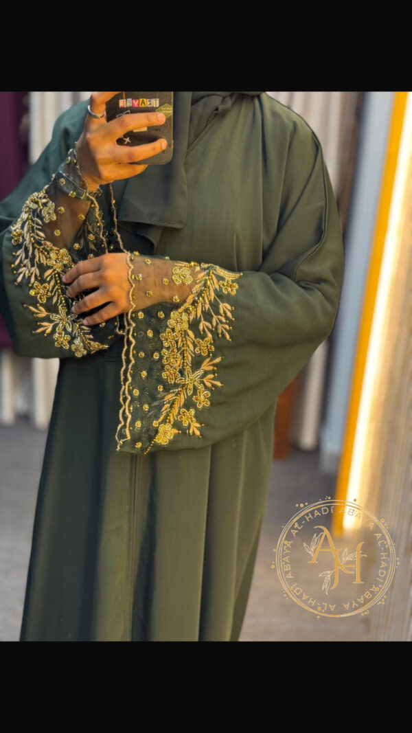 Handwork sleeves abaya