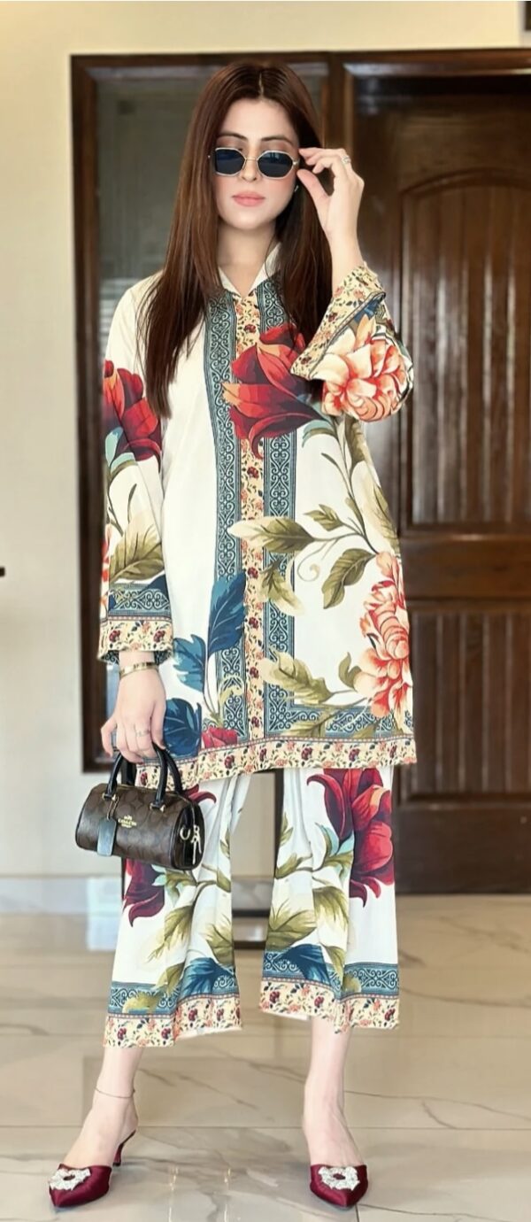 Modern muse cord set - Image 2